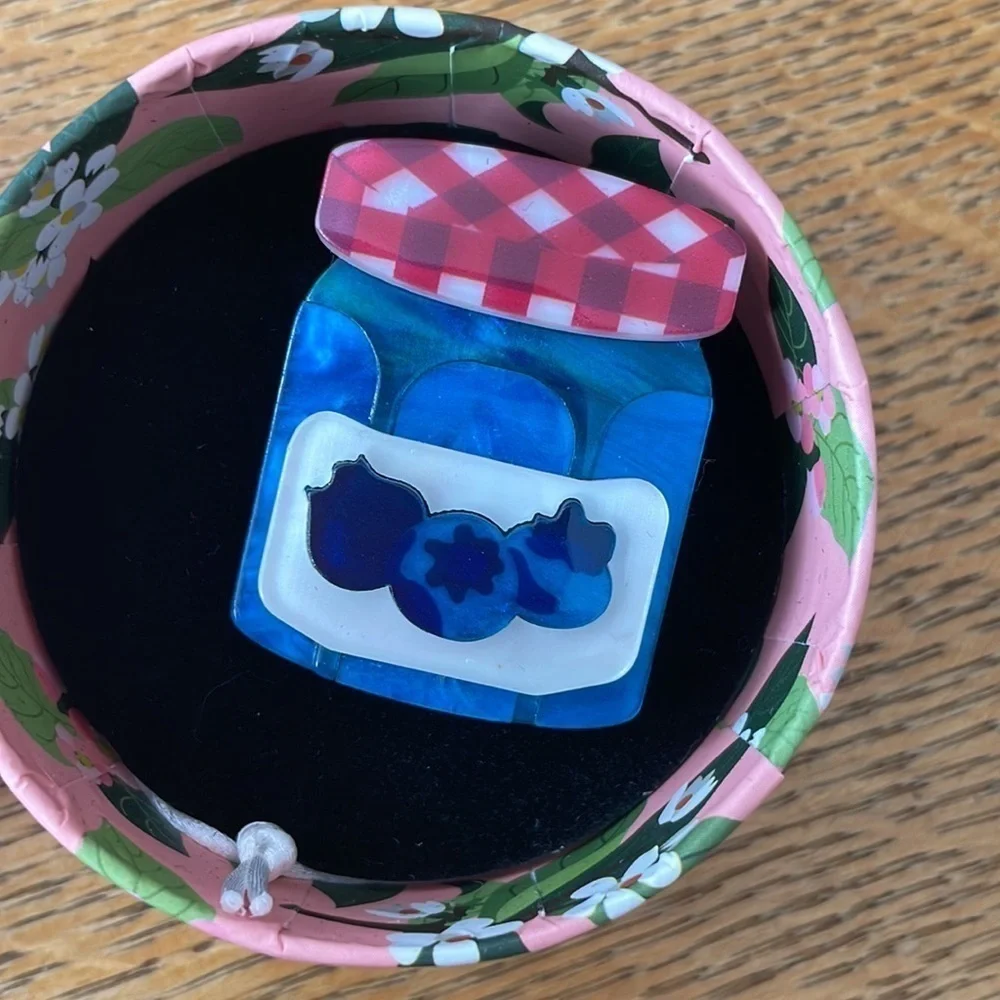 EUC Erstwilder Blueberry Precious Preserve Mini Brooch_4